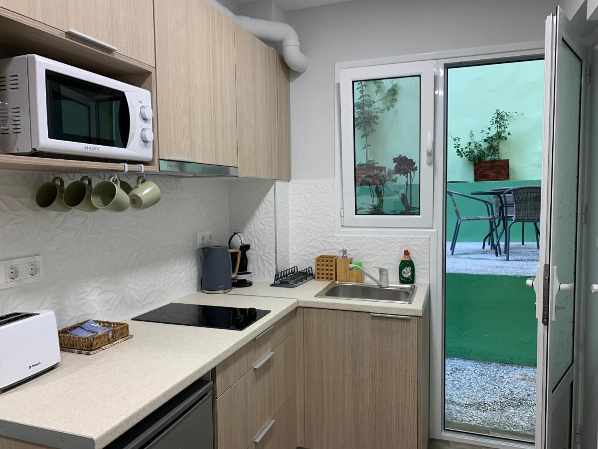 Cozy Apartment Metaxourgeio Greendom Афины Экстерьер фото